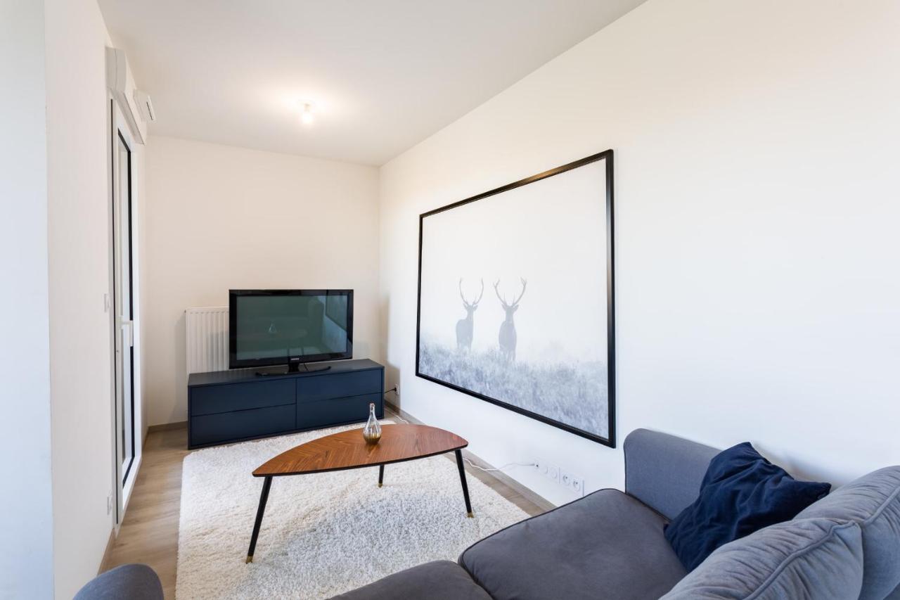 Le Rio, Appartement Avec Terrasse & Parking Rennes Buitenkant foto
