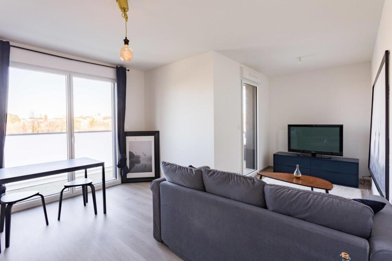 Le Rio, Appartement Avec Terrasse & Parking Rennes Buitenkant foto