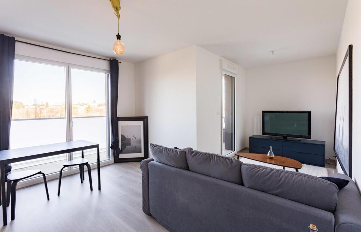 Le Rio, Appartement Avec Terrasse & Parking Rennes Buitenkant foto