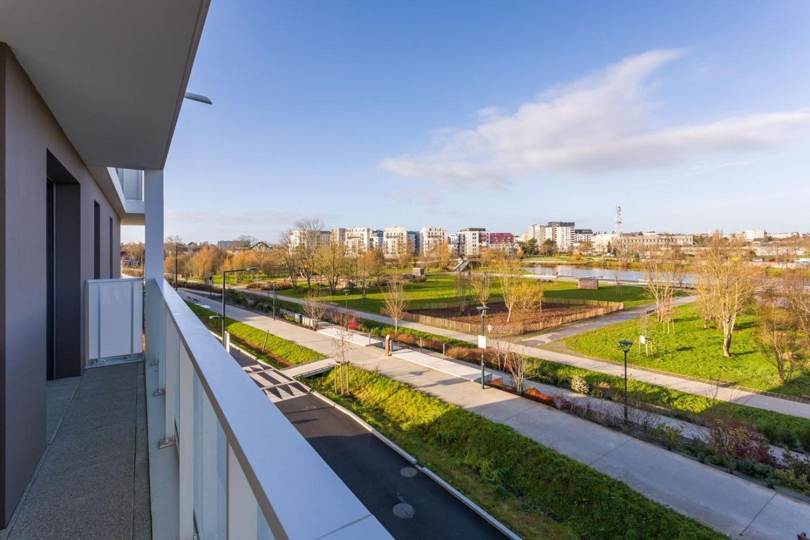 Le Rio, Appartement Avec Terrasse & Parking Rennes Buitenkant foto